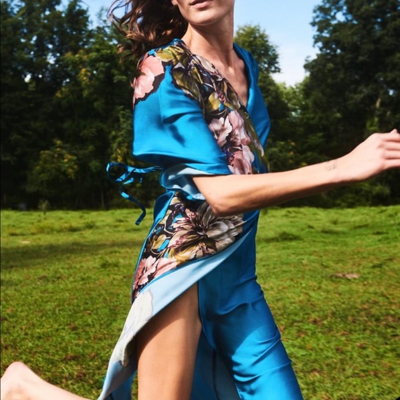 NWT Zara floral wrap dress - Picture 2 of 7